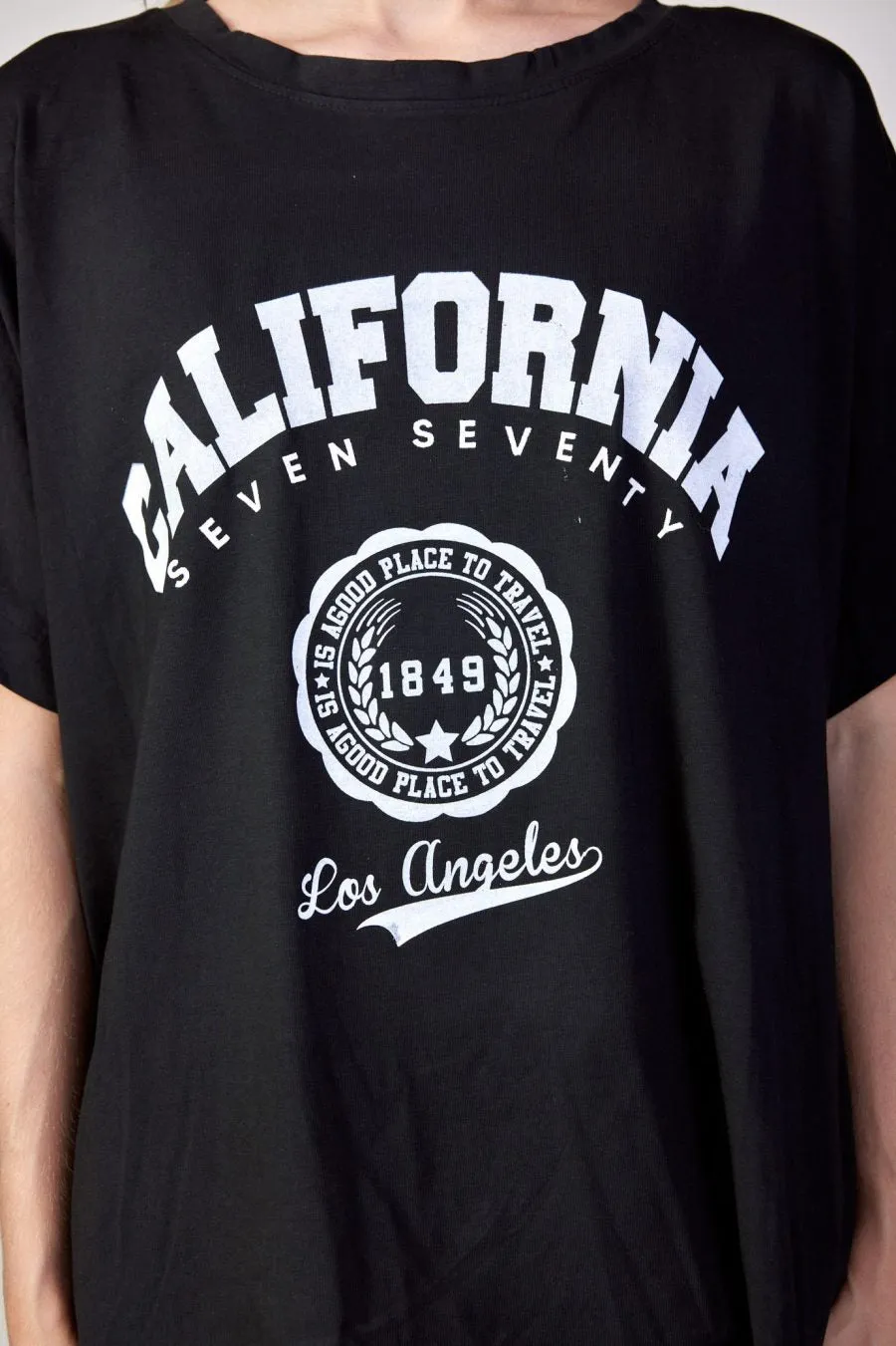 BLACK OUT TSHIRT