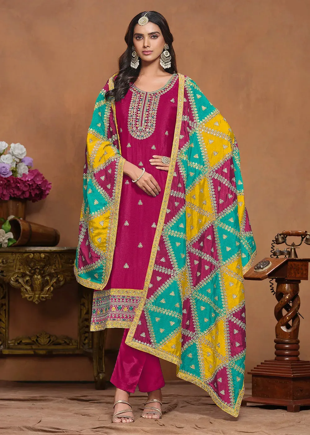 Glowing and Dazzling Chinon Silk Pink Salwar Suit
