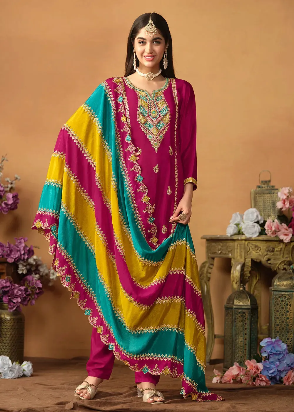 Glowing and Dazzling Chinon Silk Pink Salwar Suit