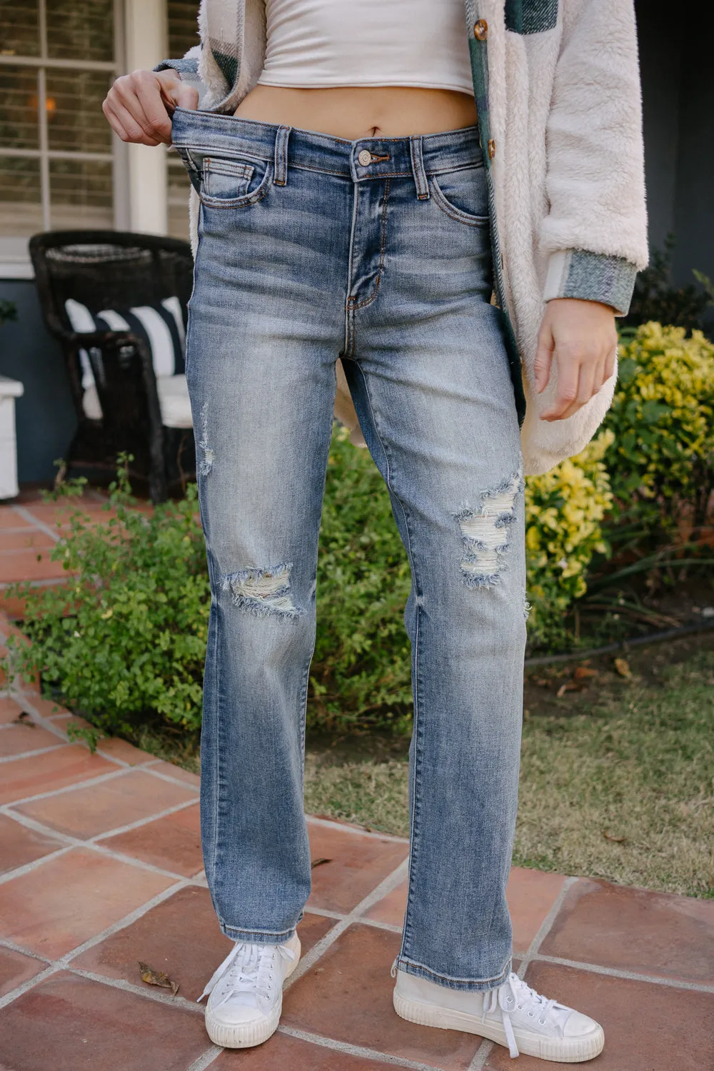 Kaylee High Waist Distressed Dad Jeans