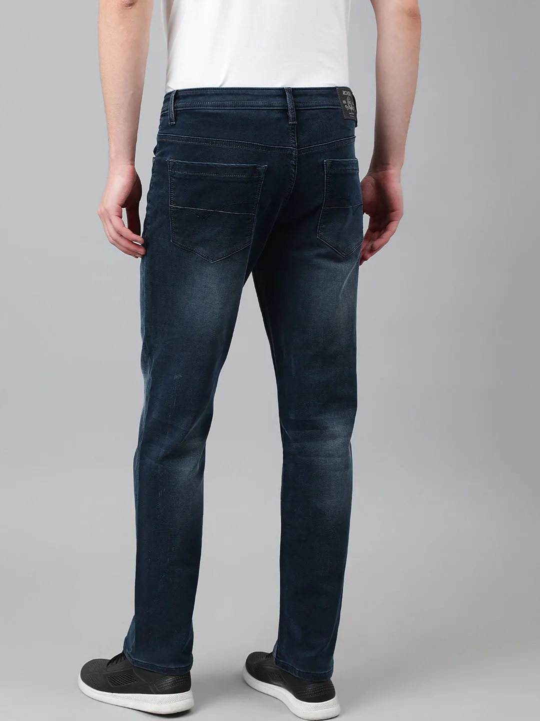 Men Dark Blue Slim Fit Mid Rise Clean Look Stretchable Jeans