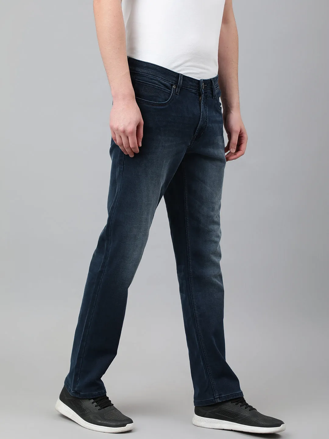 Men Dark Blue Slim Fit Mid Rise Clean Look Stretchable Jeans