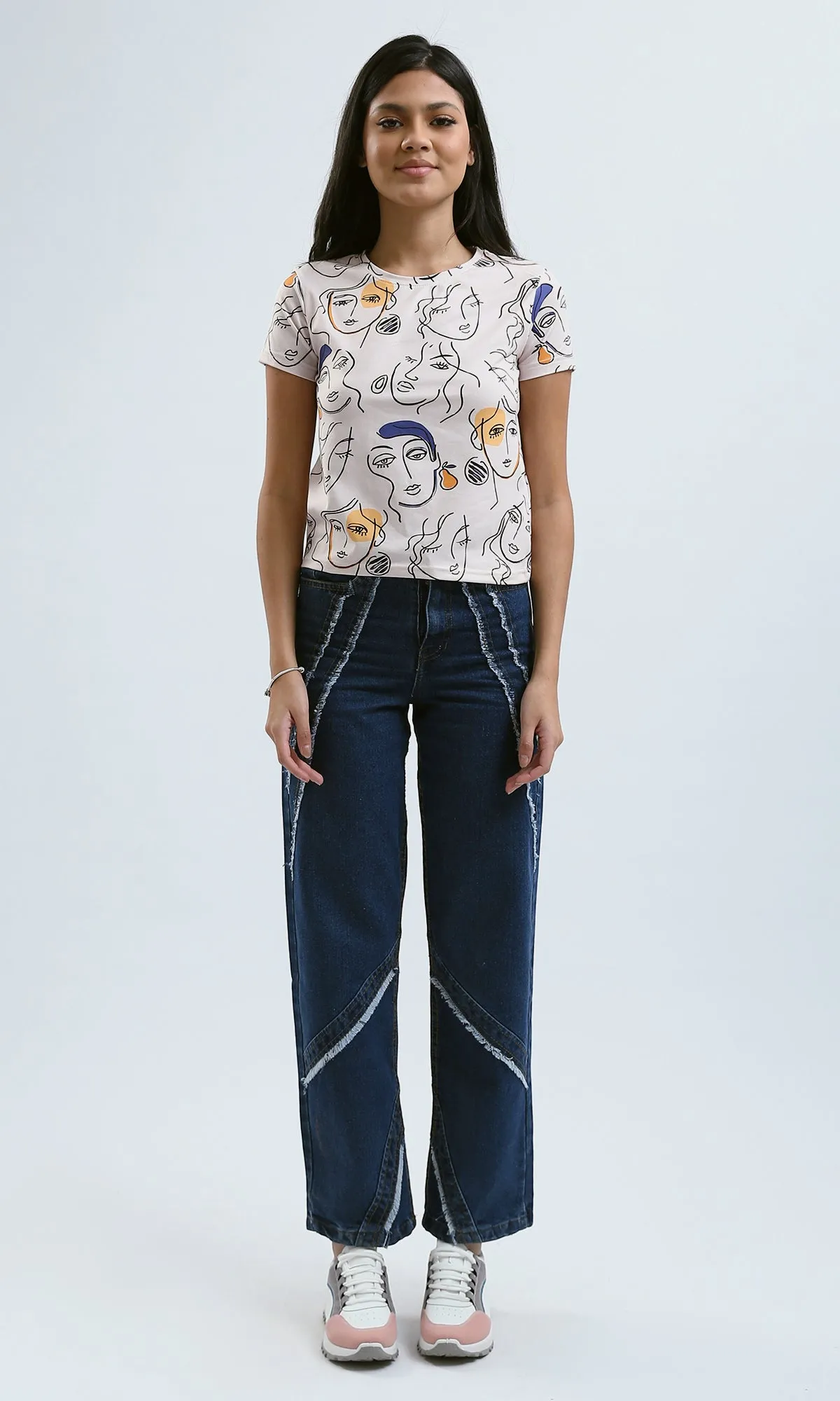 O182833 Faces Pattern Slip On Tee With Crew Neck
