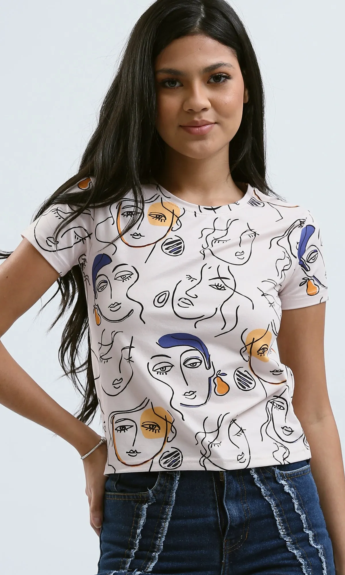 O182833 Faces Pattern Slip On Tee With Crew Neck