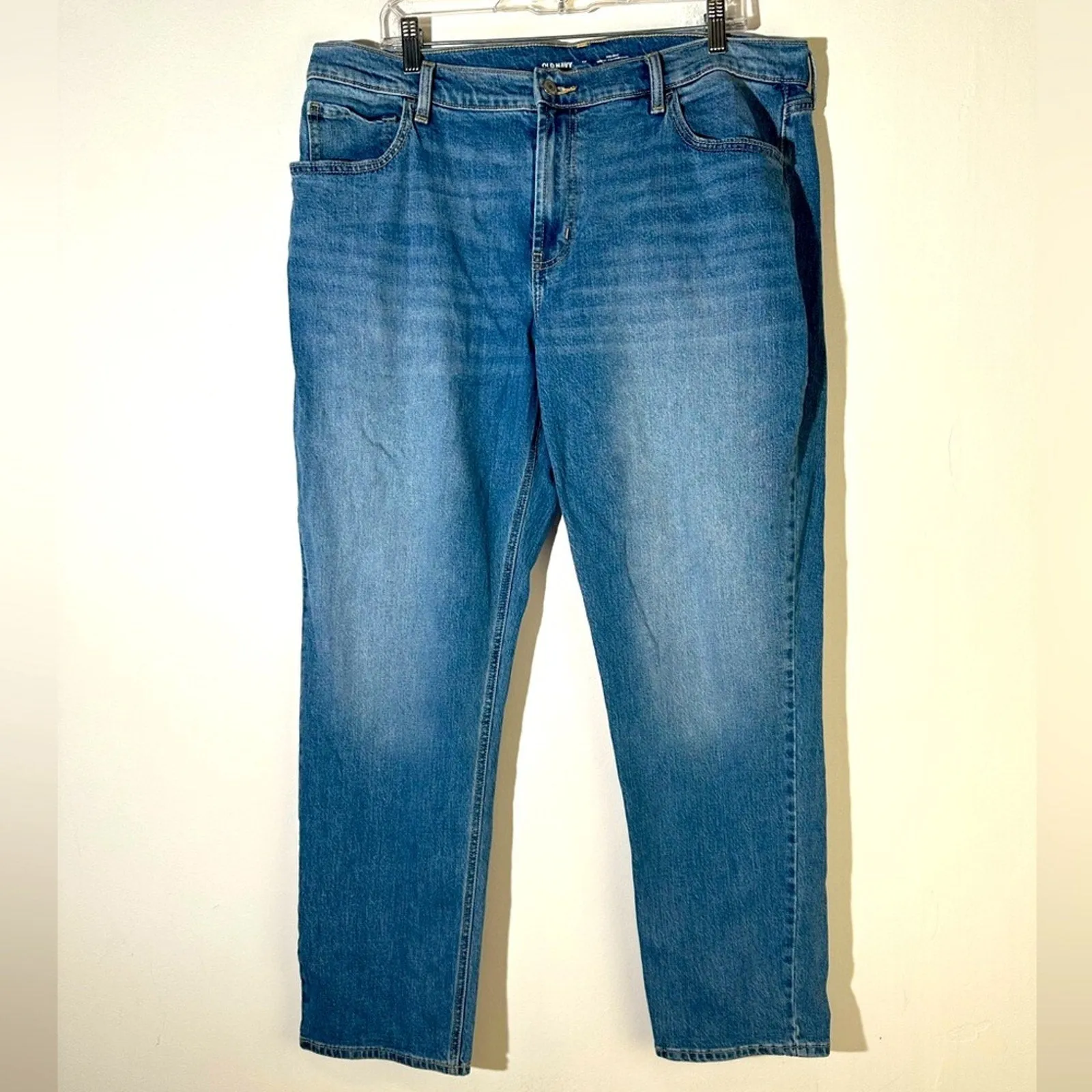 Old Navy Mid Rise Wow Boyfriend Jeans NWOT
