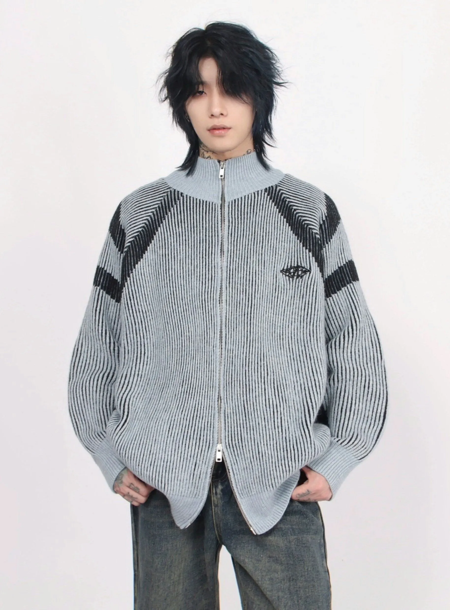 Ribbed High Collar Chevron-Pattern Zip-Up Jacket