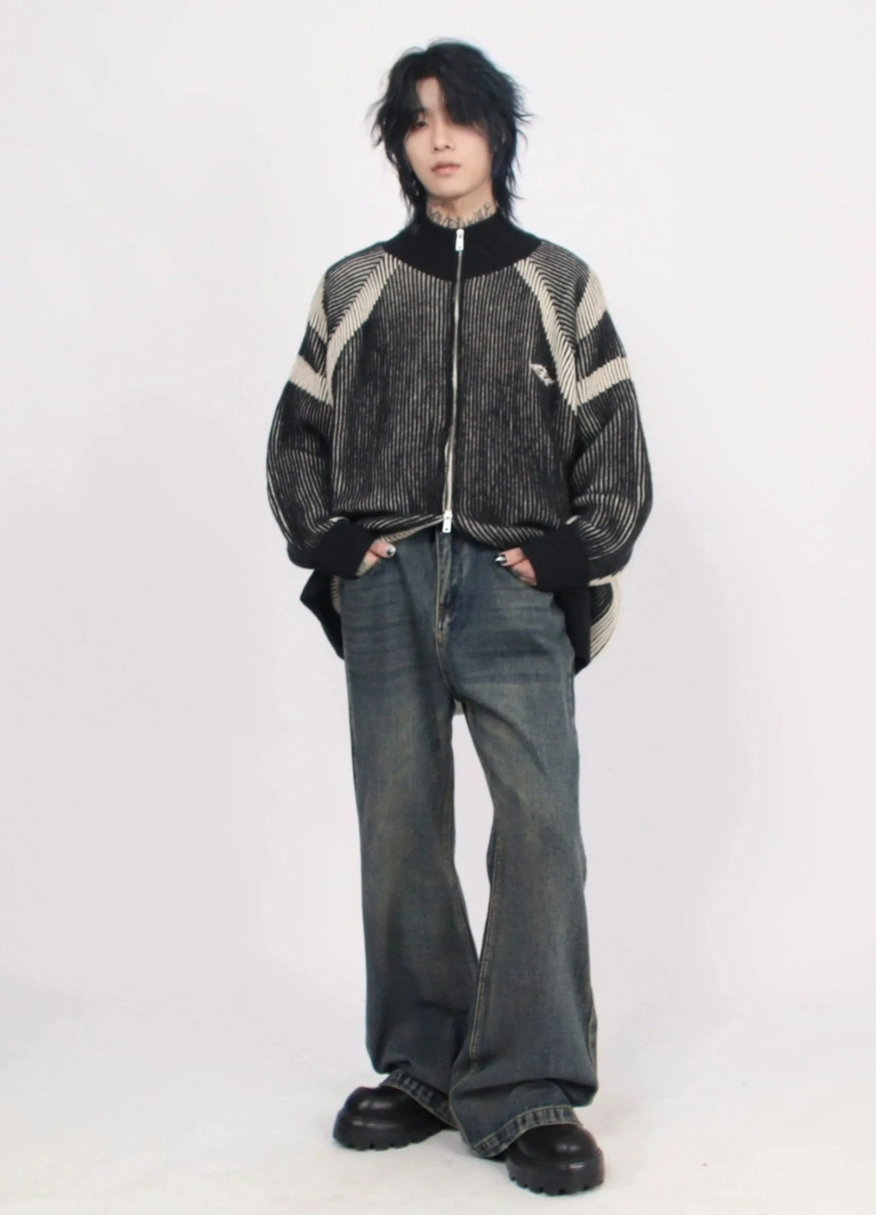 Ribbed High Collar Chevron-Pattern Zip-Up Jacket