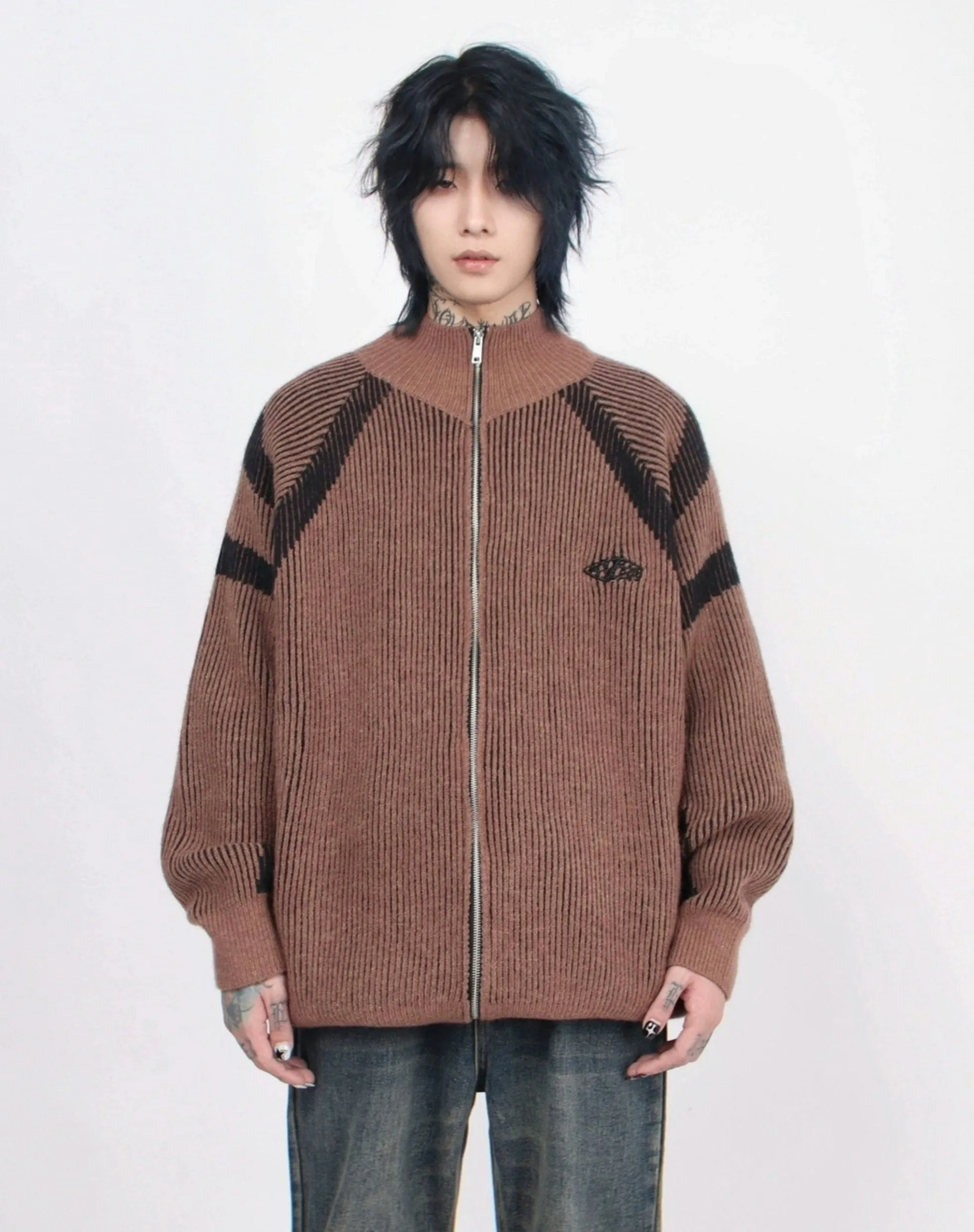 Ribbed High Collar Chevron-Pattern Zip-Up Jacket