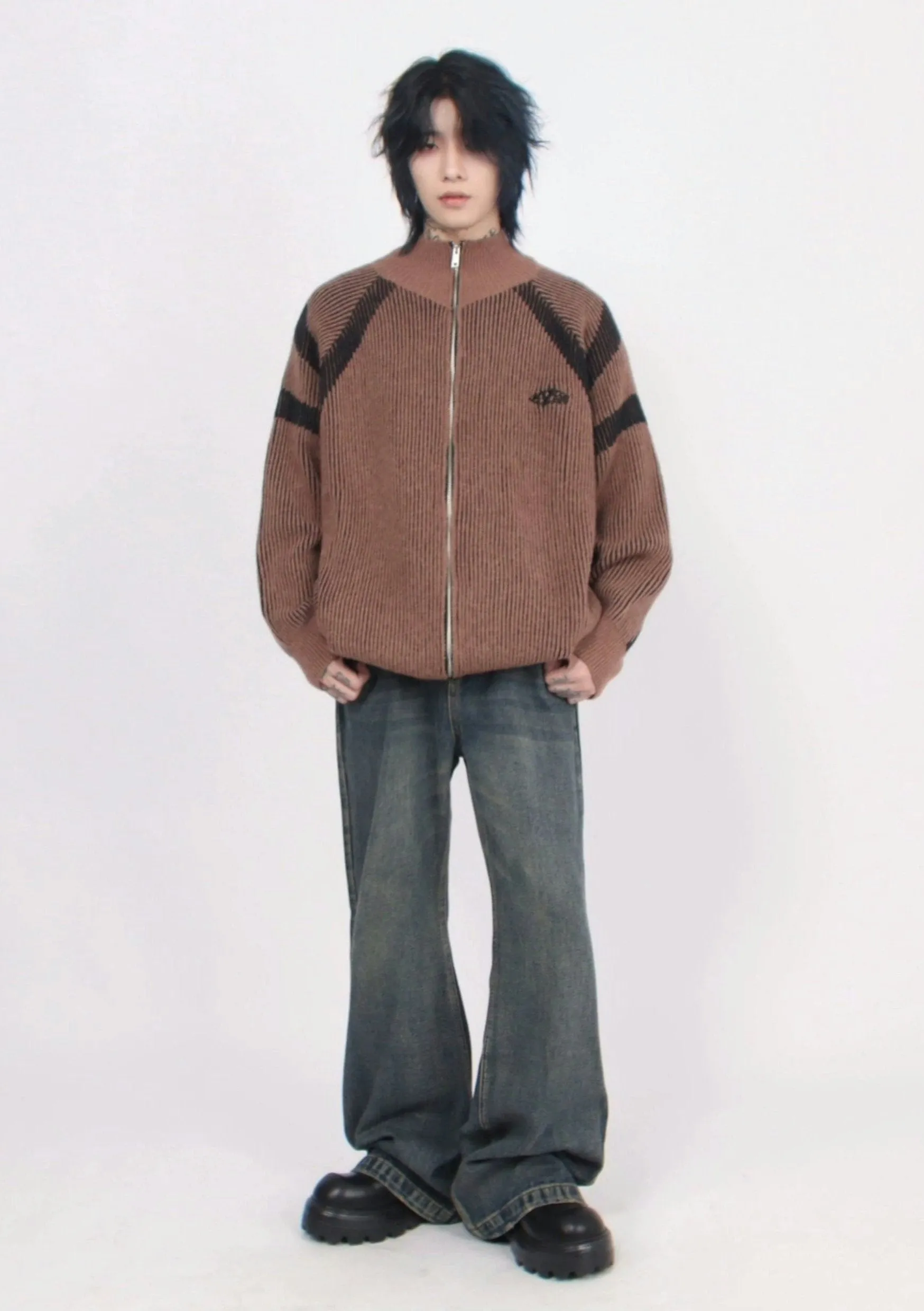 Ribbed High Collar Chevron-Pattern Zip-Up Jacket