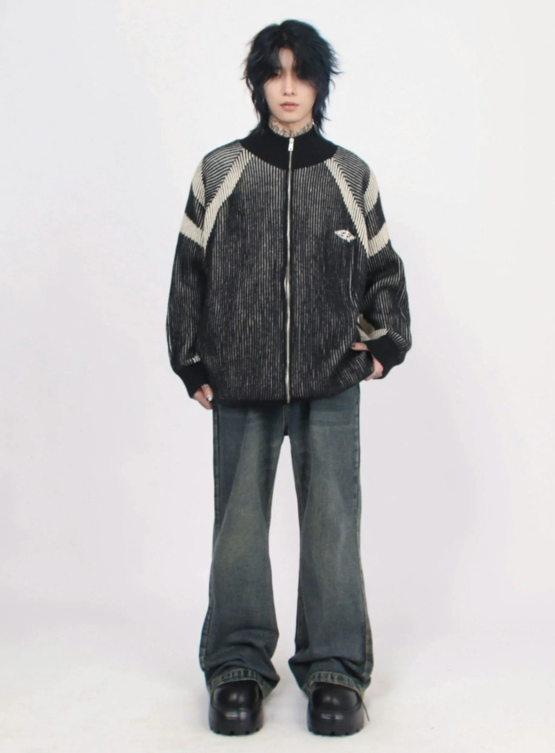 Ribbed High Collar Chevron-Pattern Zip-Up Jacket