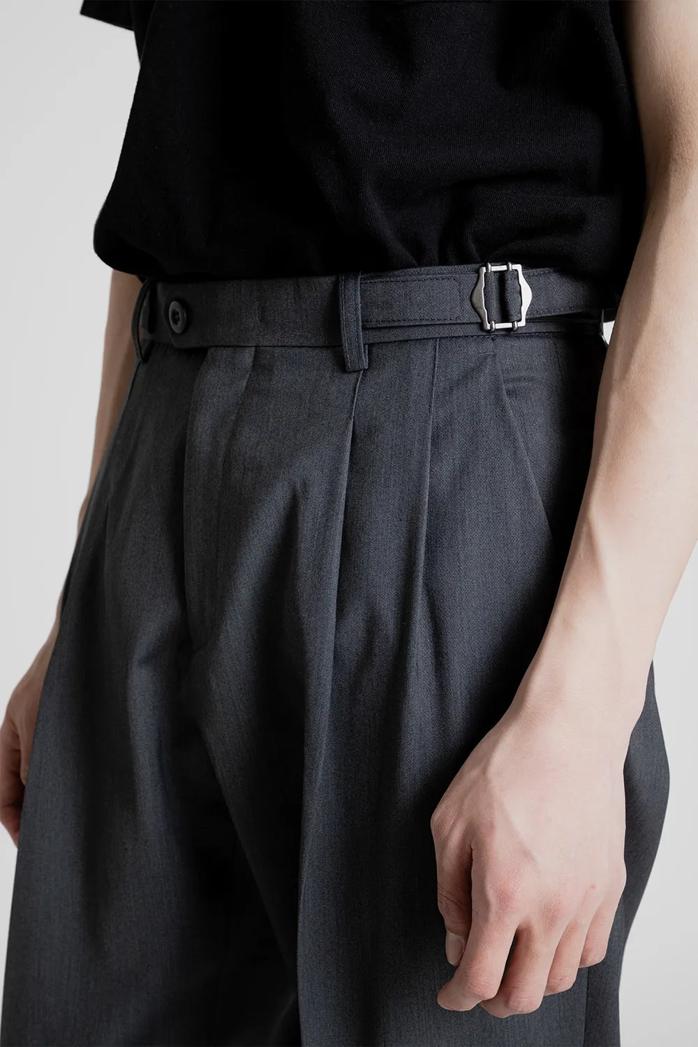 Side Adjust Two Tuck Slacks - Charcoal