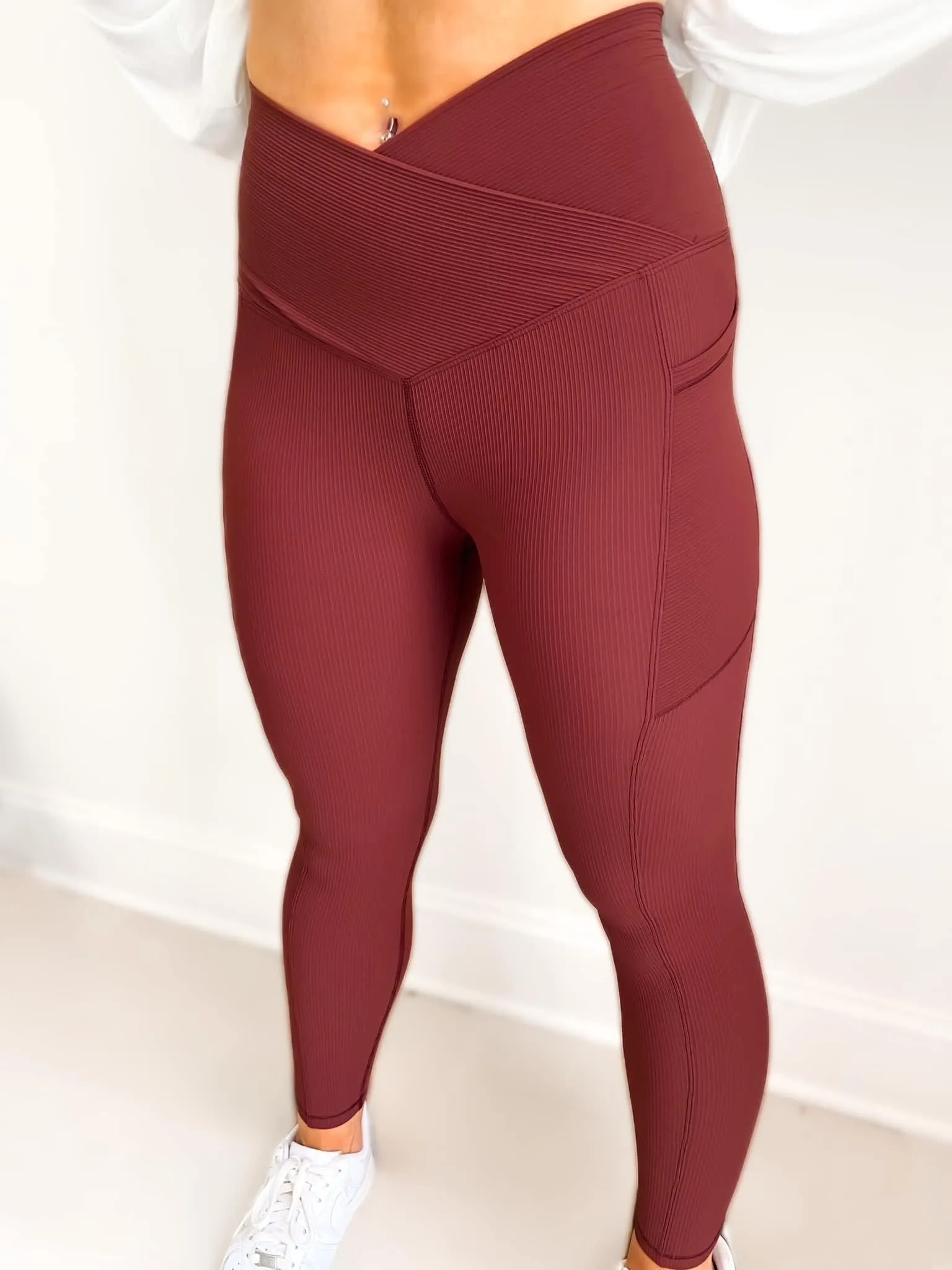 The Molly Max Sculpted Leisure Leggings