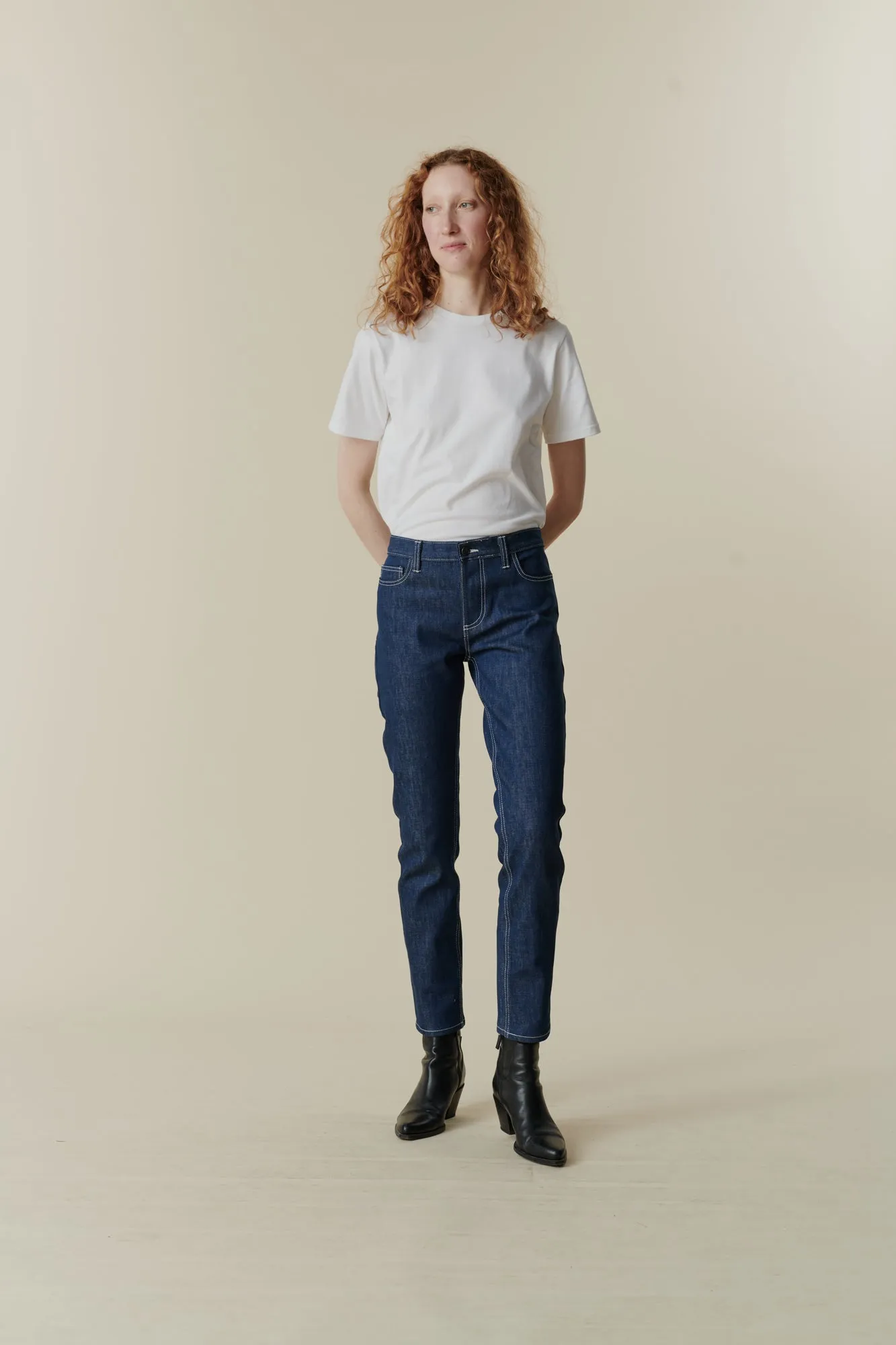 Women's Straight Leg Mid Rise Denim Jeans - Blue