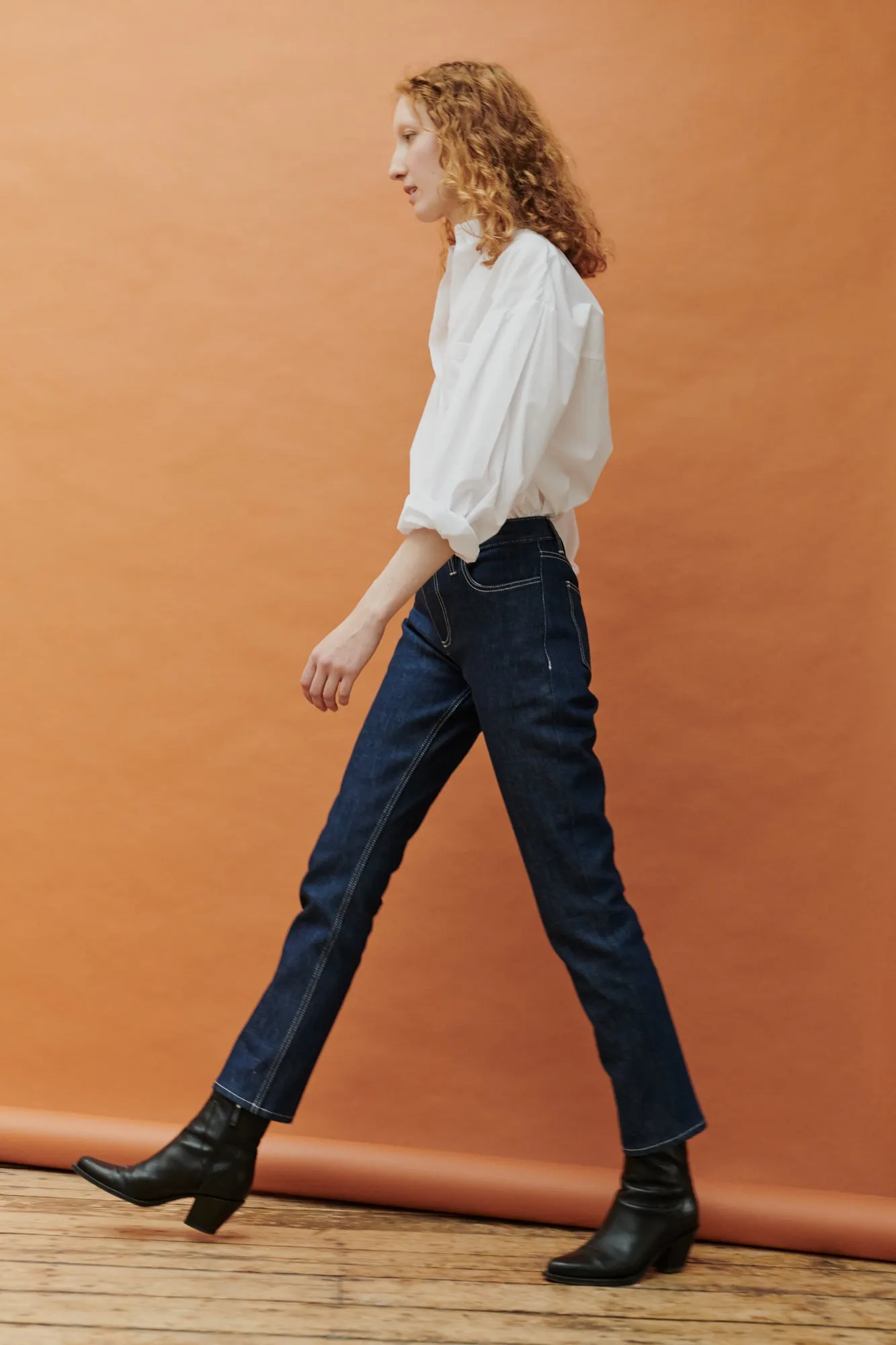 Women's Straight Leg Mid Rise Denim Jeans - Blue