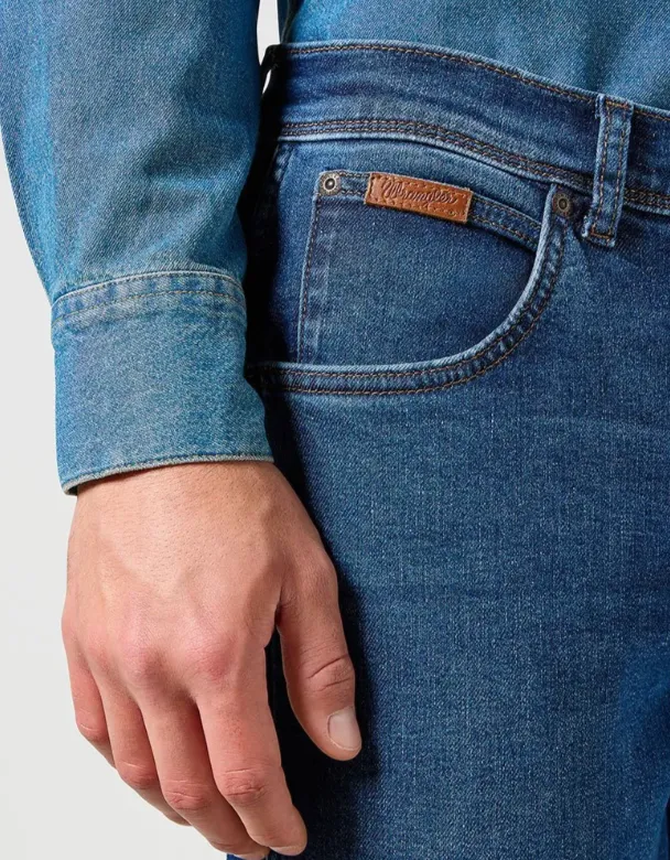 WRANGLER<BR>
Texas Jeans<BR>
Shadow<BR>