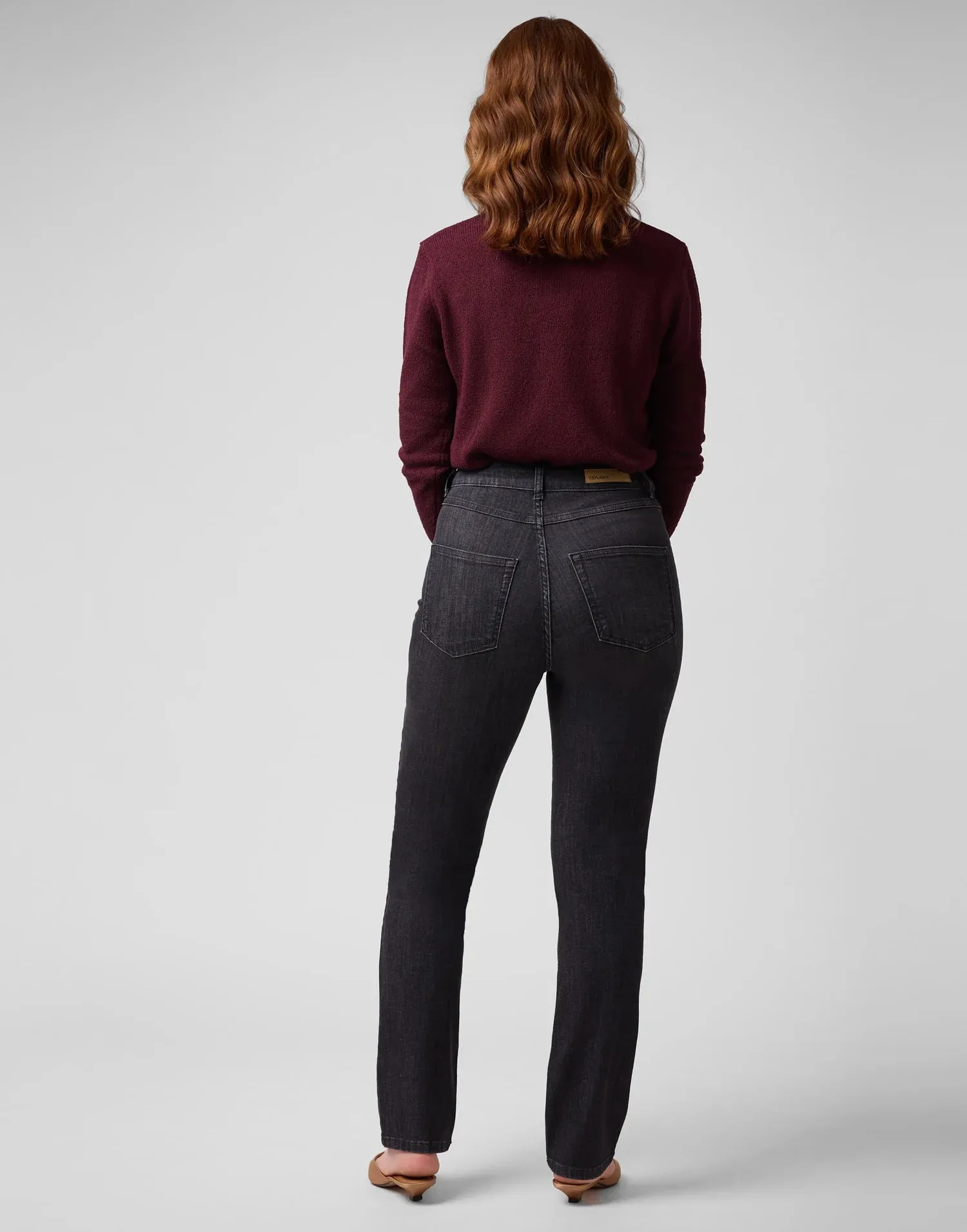 Yoga Jean Chloe Straight Leg in Palermo